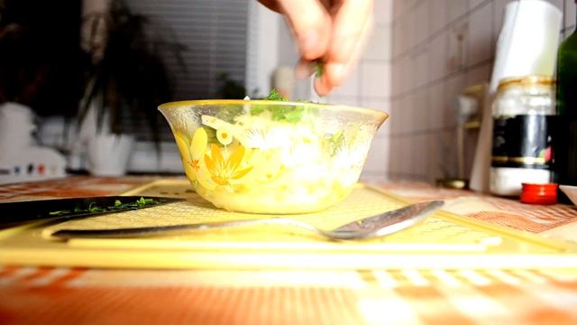 Маринованный лук смотреть онлайн