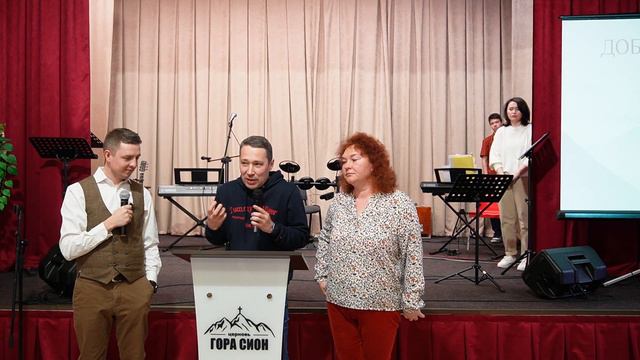 Спасли женщину от суицида решившей спрыгнуть в воду и утопиться. смотреть онлайн