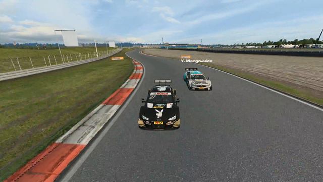 RaceRoom Racing Experience League Season 7 DTM 2015 @ Moscow Raceway FIM Crash смотреть онлайн