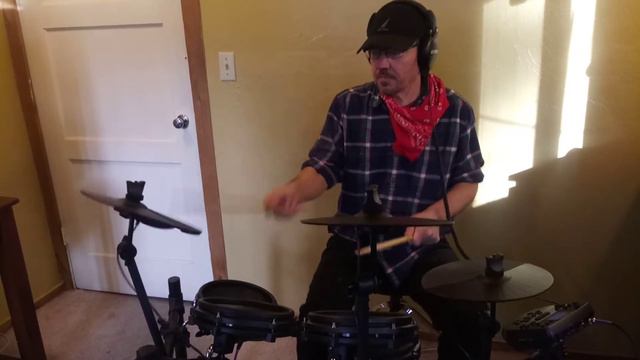 Alesis Nitro Mesh Kit Demo смотреть онлайн