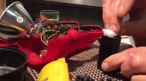 How to recover:repair 4 volt  battery from the flashlight? Восстановление аккумулятора от фонаря.