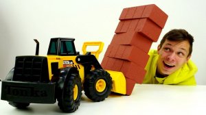 Новые игры машинки - Самая крепкая стена для базы Супергероев! - Прикольные видео игры битвы онлайн