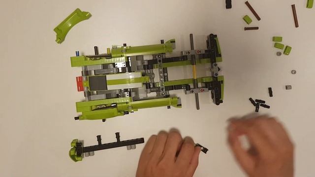 LEGO Ford Mustang Shelby GT500 42138 Speed Build смотреть онлайн