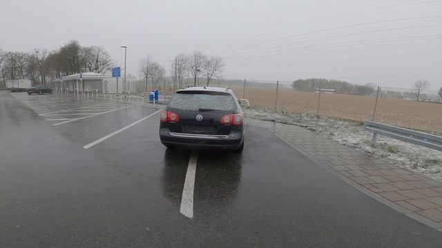Брошенный Volkswagen Passat B6 в Германии
