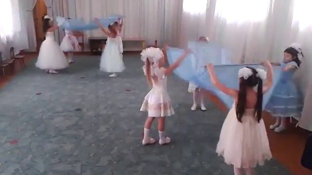 Танец облака смотреть онлайн