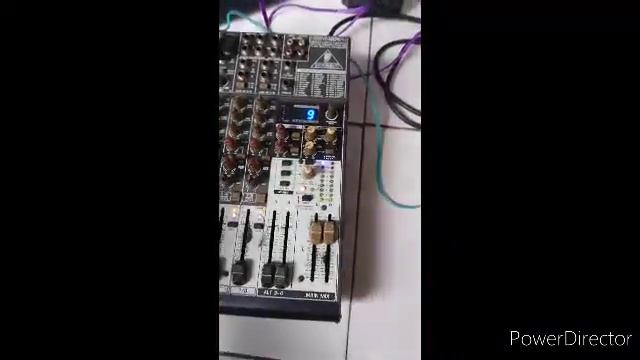 Tes mixer behringer xenyx 1204 fx pakai speaker komputer efek nya nyes banget gaess смотреть онлайн