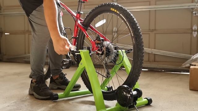 Amazon Bike Trainer - Stanz Unboxing and Review смотреть онлайн