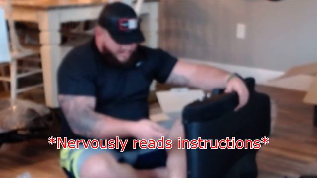 Secretlab TITAN 2020 Gaming Chair Un-boxing & Review смотреть онлайн