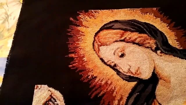 Lucas\Вышитая работа "Божья мать с младенцем" смотреть онлайн