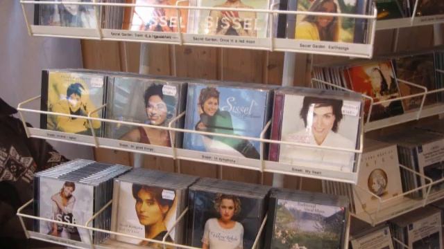 Слушайте, Смотрите и Радуйтесь Жизни? смотреть онлайн