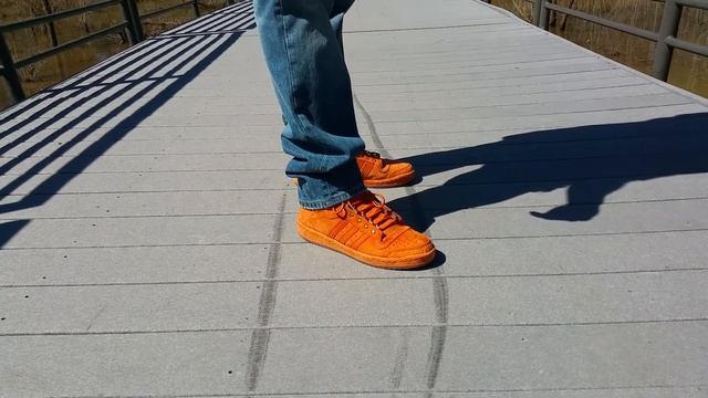 Today's Look Includes Banana Republic Polo style shirt, Levis 511 Jeans and Adidas Top Ten Sneakers смотреть онлайн