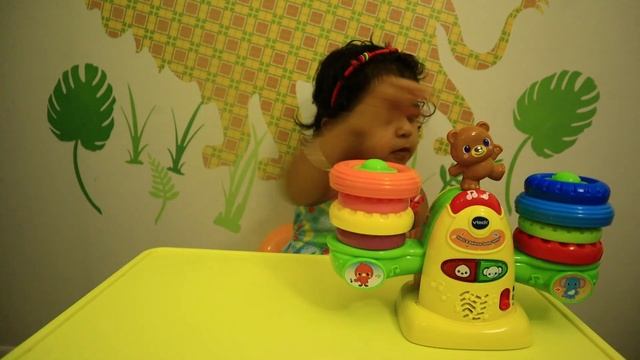 Learn Colors with Stack and Balance Teeter Totter | Kids Veda Show смотреть онлайн
