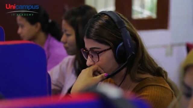 Ritesh Singh -"Get Java Programming and Database Courses at nominal cost" смотреть онлайн