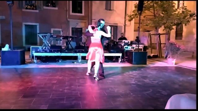 Ariane Liautaud & Karim El Toukhi - 23eme Festival Tango International de Nîmes. смотреть онлайн