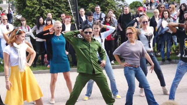 Фестиваль Вокруг Света 2014 - Кубинские танцоры Toque Latino 2 смотреть онлайн