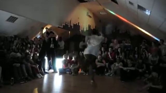 "BATTLE ME vol.3" Воронеж ГУДЫМ hip hop 1/2 финала Помпей vs Лия смотреть онлайн