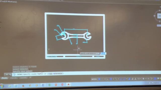 AutoCAD, Dimensioning to Scale, Metric Part смотреть онлайн