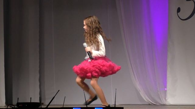 В Осе 2016. Школьница смотреть онлайн