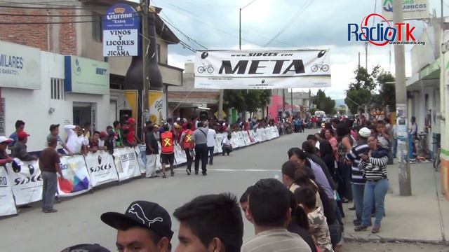 Se Realiza Carrera Ciclista en Tochtepec смотреть онлайн