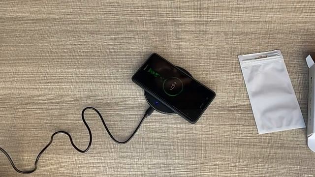 Беспроводное зарядное устройство 15W Simple is Beauty + кабель usb to type-c/ wireless QC Type C смотреть онлайн