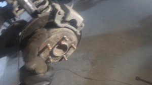 KIA. Sportage 3. Замена троса ручника.