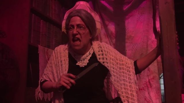 The STORYTELLER Bedtime Tale - ICONS HHN Scare Zone - Universal Halloween Horror Nights 2015 смотреть онлайн