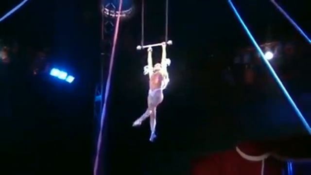 Легенды воздушной гимнастики: Гимнастка на трапеции Gabriela Zerbini