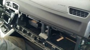 Джилли Атлас снятие и установка автомагнитолы