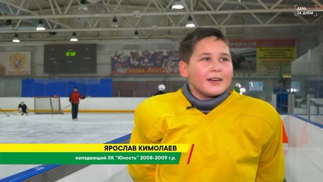 Юные хоккеисты привезли в Татарск бронзовые медали смотреть онлайн