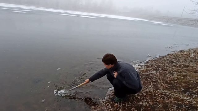 Разбили лёд на реке МОРЖЕВАНИЕ с сыном Максимом смотреть онлайн