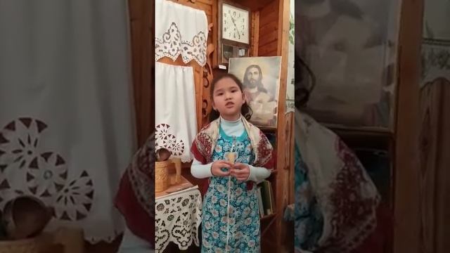 Кадыркулова Милана, 8 лет, С. Есенин, Молитва матери смотреть онлайн