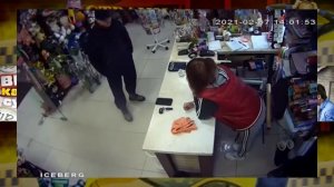 Неадекваты в магазинах! Неадекватные покупатели и продавцы, конфликты на кассе и многое другое!