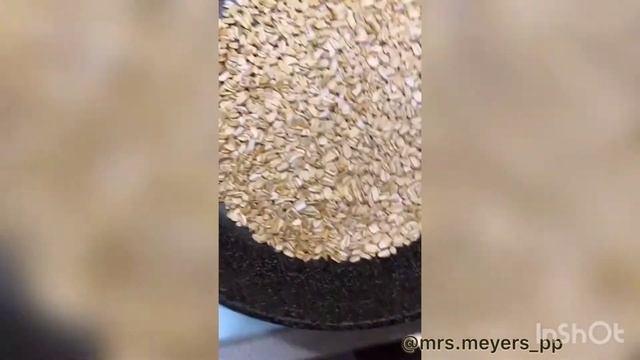 Жареная овсянка или как приготовить завтрак вместе с двухлетним ребёнком✌? смотреть онлайн