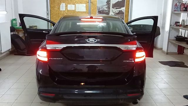 Разобрали на запчасти 2018 Ford Fusion Hybrid 35539563 3FA6P0LU3JR226268 115k смотреть онлайн