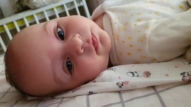 Гуление малыша в 3 месяца смотреть онлайн