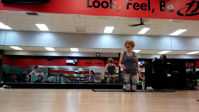 Ellen Goren's May 18, 2021 Pilates class смотреть онлайн