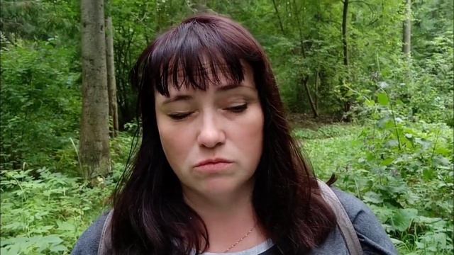 ПОШЛА В ЛЕС, И МЕНЯ КУРИЦЕЙ НАЗВАЛИ.