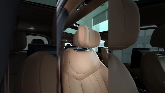 LAND ROVER Range Rover Autobiography L (7 мест) смотреть онлайн