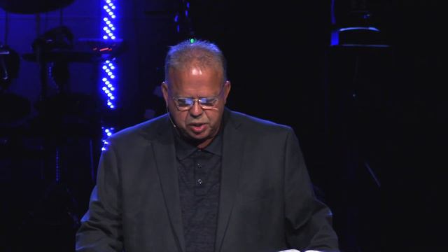 Any fool can complain, and they do. | Pastor Eric Hansen смотреть онлайн