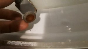 Заедают двери на душевой кабине , что делать ?