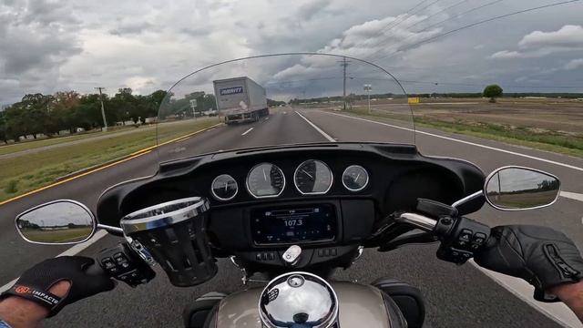 2023 Harley-Davidson Tri-Glide Ultra travelling on highway 60 Plant City to Valrico. Breaking it in смотреть онлайн