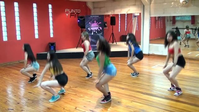 Dance - Reggaeton By Emiliano Ferrari Villalobo (Reproducir En HD)