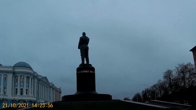 Нижний Новгород. У Чкаловской лестницы. смотреть онлайн