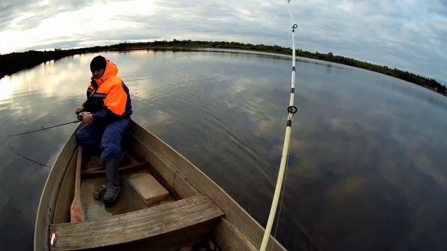 Рыбалка на родном озере.Озеро Пашозеро.Троллинг. 18+ смотреть онлайн