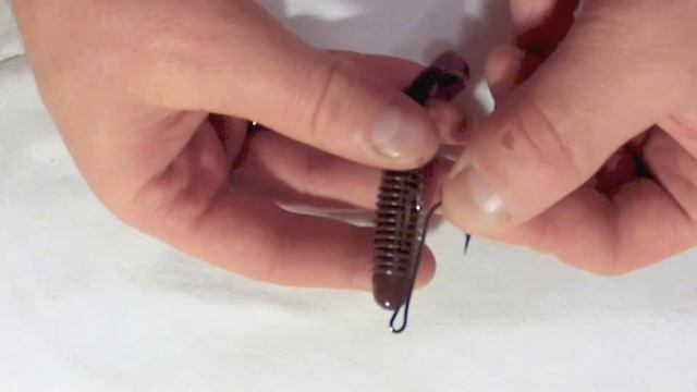 Как правильно надеть офсетный крючок и двойник на силиконовую приманку смотреть онлайн