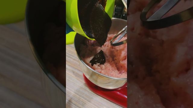 Вяленые колбаски и мясные чипсы из куриной грудки? смотреть онлайн