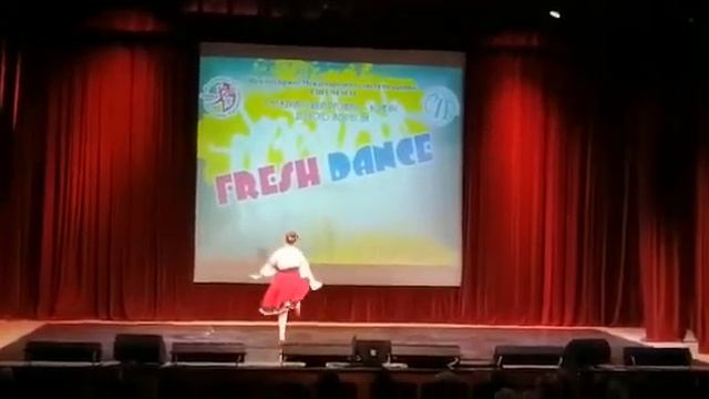 Румынский танец. ДШИ-11. 7 класс. Москва. 06.03.2021. смотреть онлайн