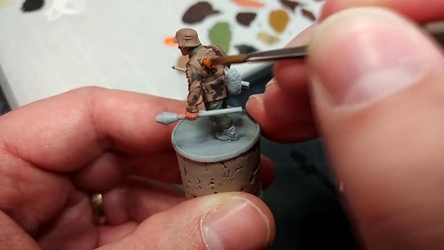 Simple Camo Painting: Eichentarn or Oak Leaf Pattern [How I Paint Things] смотреть онлайн