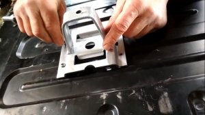 Устанавливаем крепления под запаску для автомобилей с ГБО