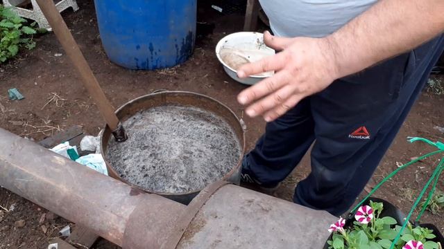 Подкормка для растений корневая,внекорневая .Вытяжка из биогумуса перегноя. смотреть онлайн